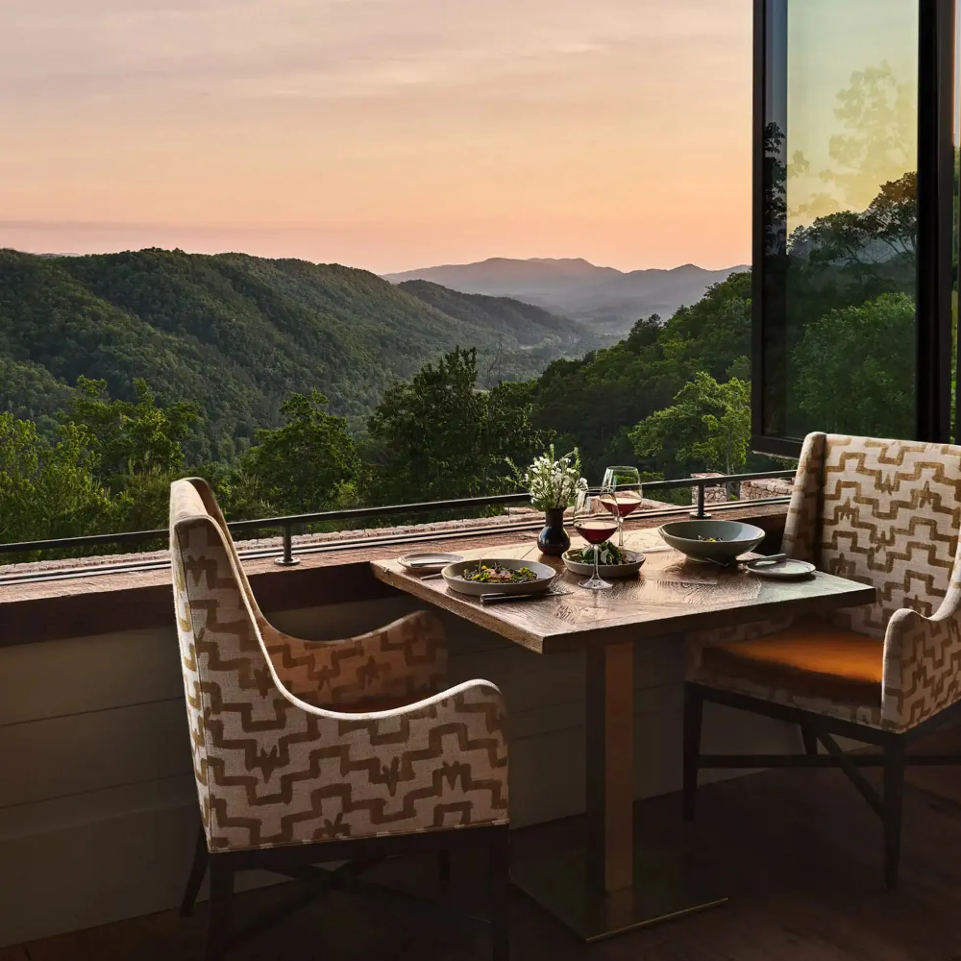 Blackberry Mountain, Textiles